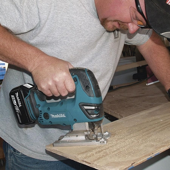 Caladora 18V LXT DJV180Z MAKITA
