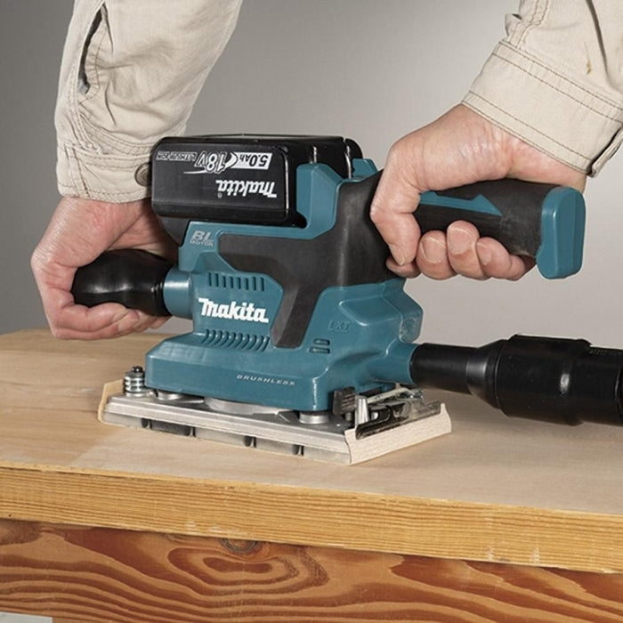 Lijadora Orbital BL 18V LXT 93 x 185mm DBO380RTJ MAKITA