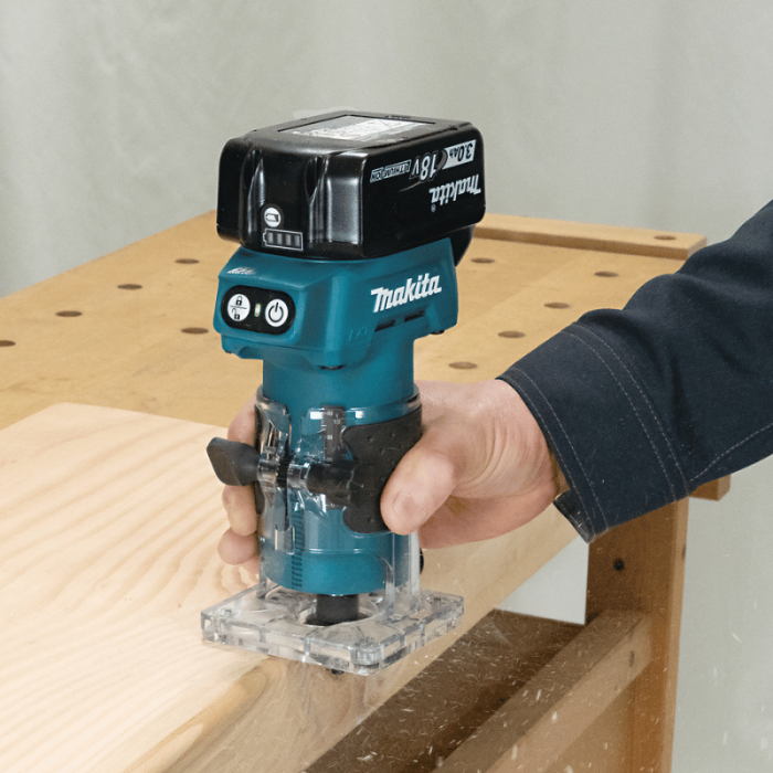 Fresadora multifuncional BL 18V LXT 8mm DRT52Z MAKITA