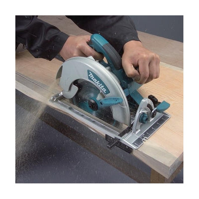 Sierra Circular 210mm MAKITA 5008MG