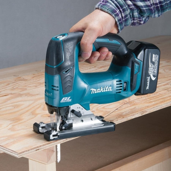 Caladora 18V BL MAKITA DJV182Z