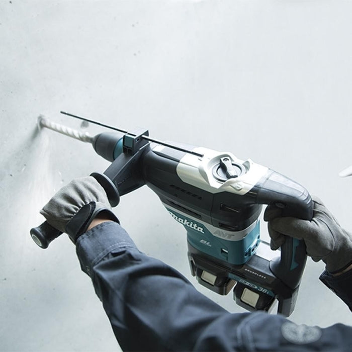 Martillo Combinado BL 18Vx2 40mm MAKITA DHR400ZKU