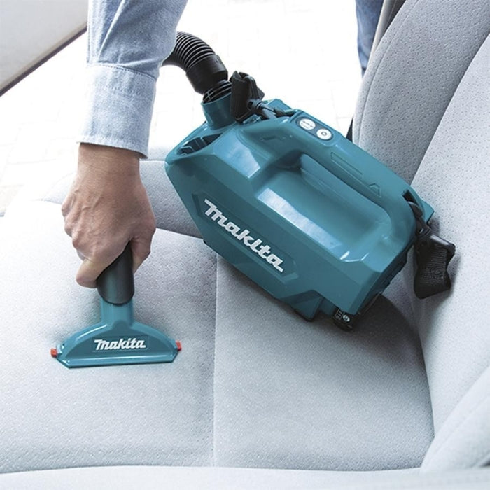 Aspirador Especial para Coche 12Vmax CXT MAKITA CL121DZ