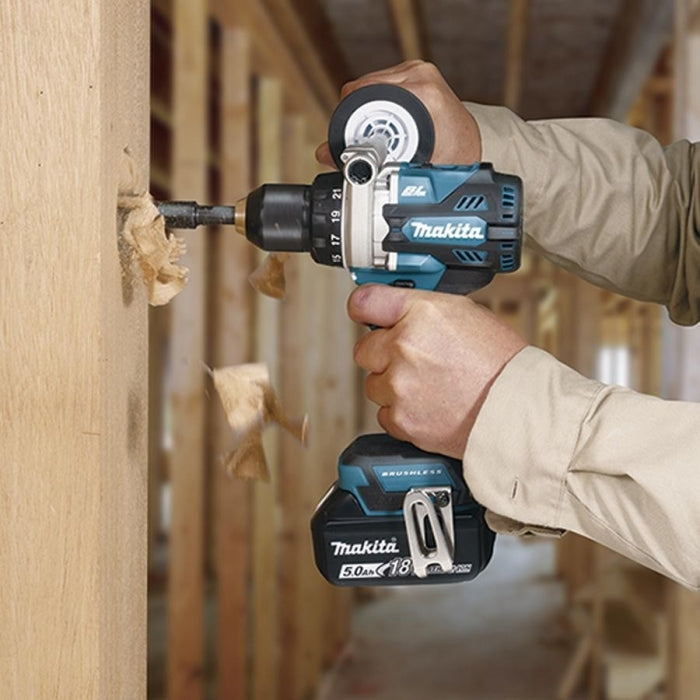 Taladro percutor BL 18V LXT 130Nm 5Ah 2 bat. MakPac DHP486RTJ MAKITA