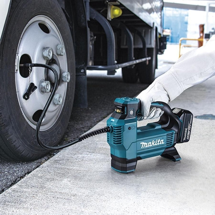 Inflador a batería 18V LXT 11,1bar DMP181Z MAKITA