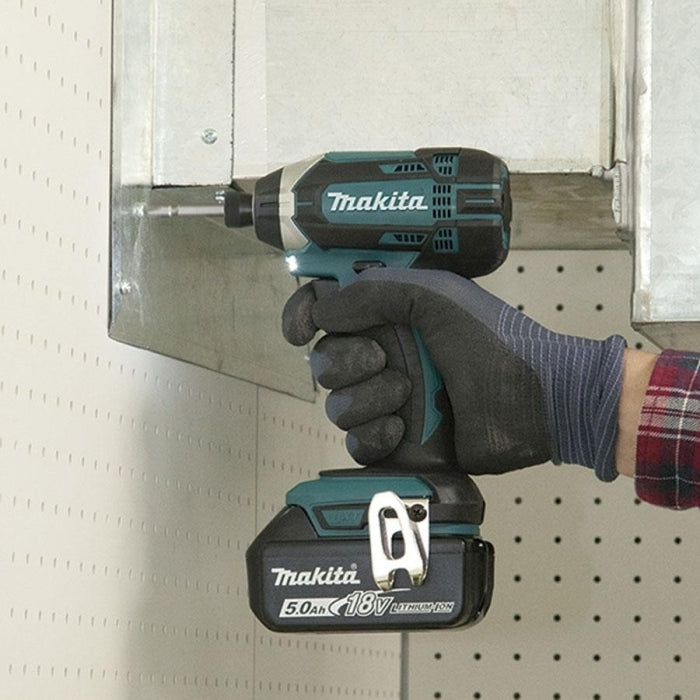 Atornillador de Impacto 18V LXT MakPac DTD152ZJ MAKITA