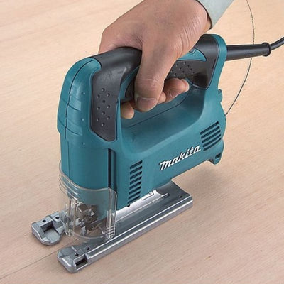 Caladora 450W Makita 4326