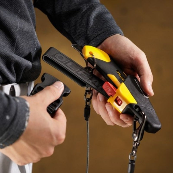 Cutter Profesional con Funda de Bloqueo KH-1/L5-AL OLFA