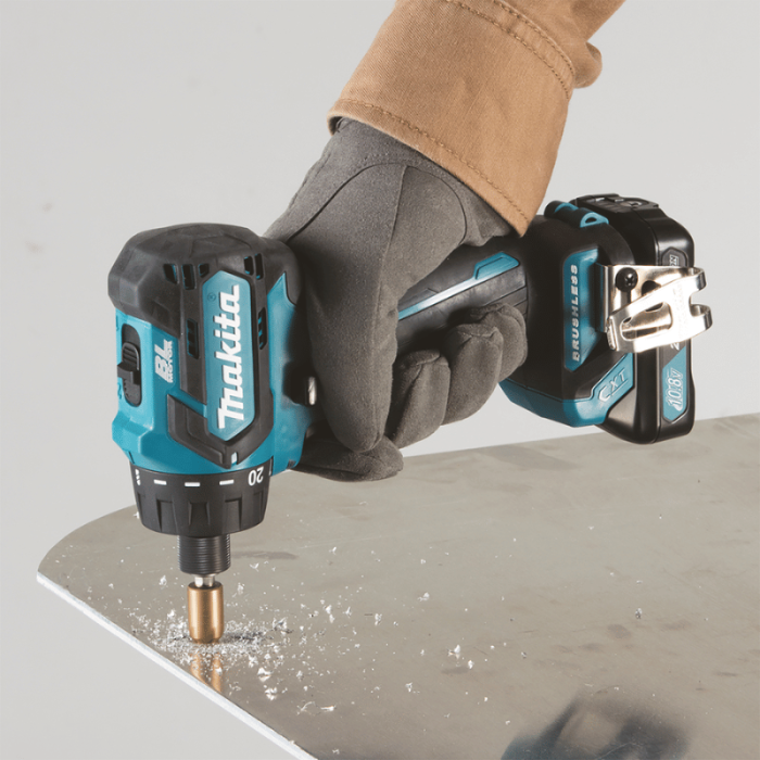 Taladro Atornillador 10.8V BL DF032DZ MAKITA