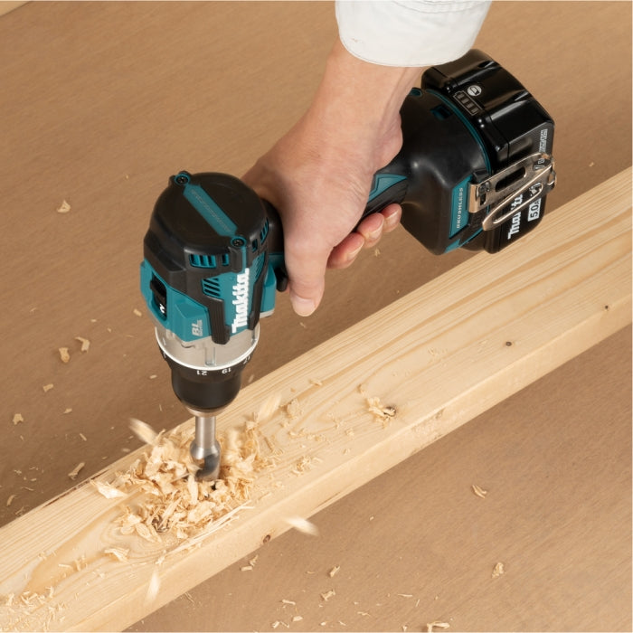 Taladro atornillador BL 18V LXT 70Nm 5Ah 2 bat. MakPac DDF489RTJ Makita