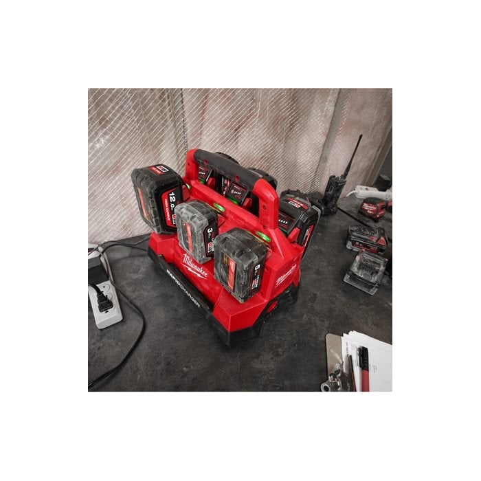 Cargador Multipuerto Rapido M18 PACKOUT M18PC6 4932480162 MILWAUKEE