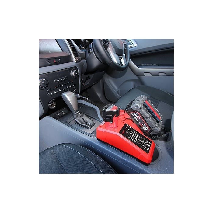 Cargador Multivoltaje Para Coche M12-M18 M12-18AC 4932459205 MILWAUKEE