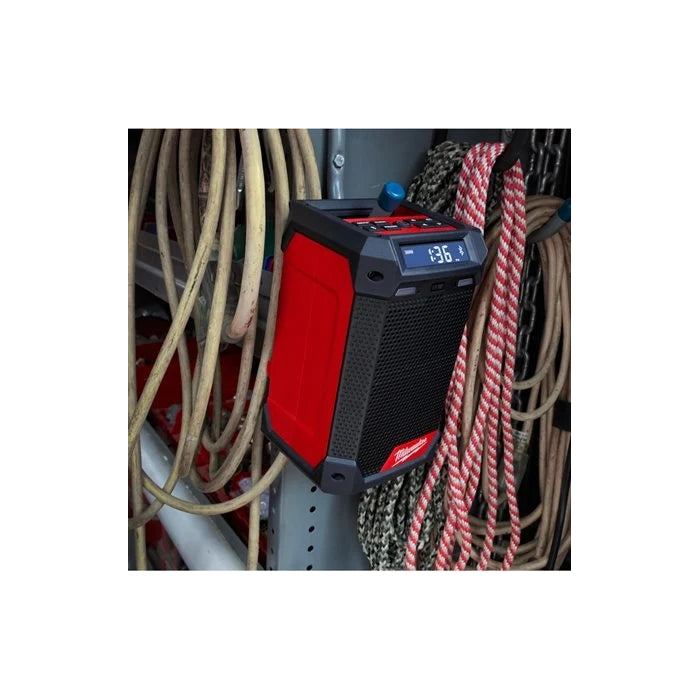 Radio/Cargador De Trabajo M12 Con Bluetooth M12RCDAB+-0 4933472114 MILWAUKEE