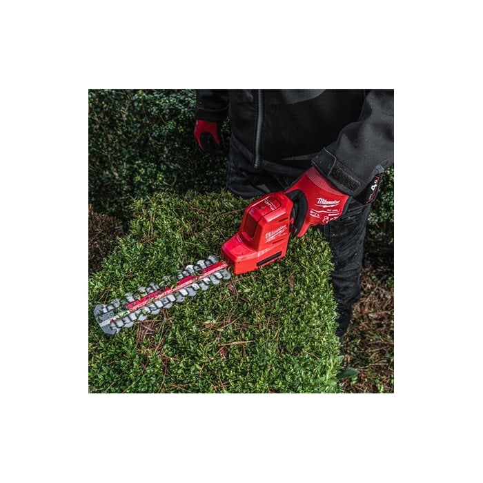 Recortasetos De Mano M12 FUEL Con Cuchilla De 20CM M12FHT20-0 4933479675 MILWAUKEE