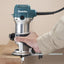 Fresadora Multifunción 6/8mm 710W + Accesorios SAR RT0702C MAKITA