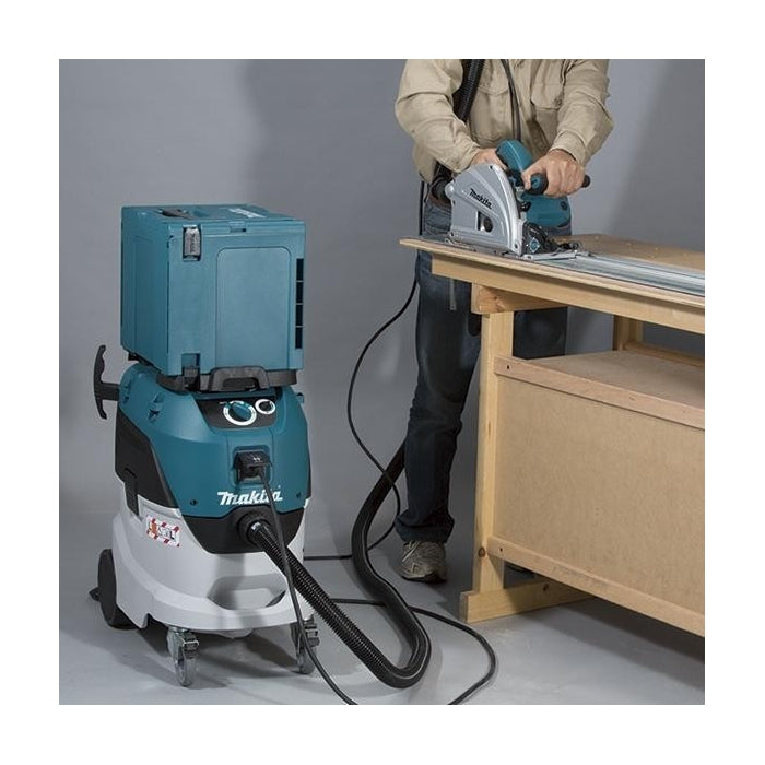 Aspirador 42L 1.200W Limpieza de Filtro Automática VC4210LX MAKITA