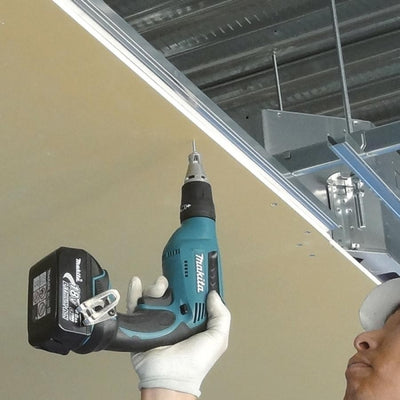 Atornillador a Batería 18V LXT DFS451Z MAKITA