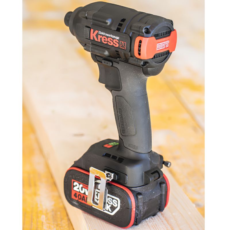Atornillador de Impacto Brushless Kress KUB60.2 20 V 4,0 Ah 230 Nm con 2 Baterías y Maletín