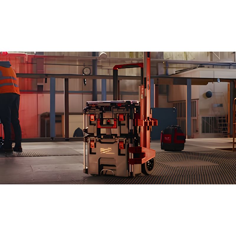 Soporte multifunción Milwaukee PACKOUT™ para herramientas largas - Ref. 4932498649