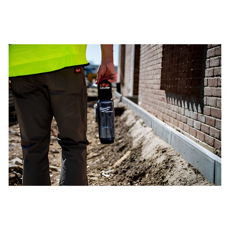 Botella Plastico Negra Packout De 740ML 4932498639 MILWAUKEE